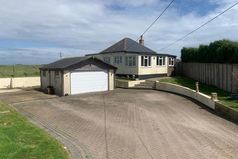 4 bedroom detached bungalow for sale