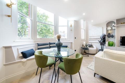 Grafton Road, London 2 bed apartment for sale
