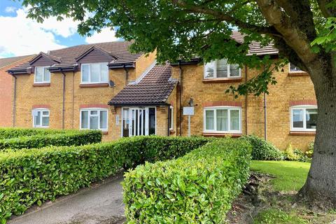 Nash Close, Herts AL9 Studio for sale