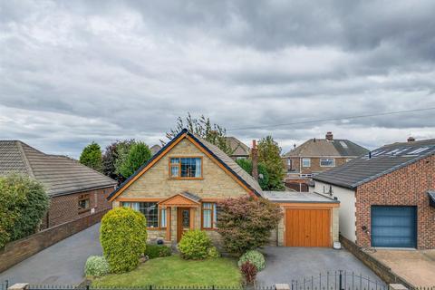 Ullswater Road, Dewsbury WF12 4 bed detached house for sale