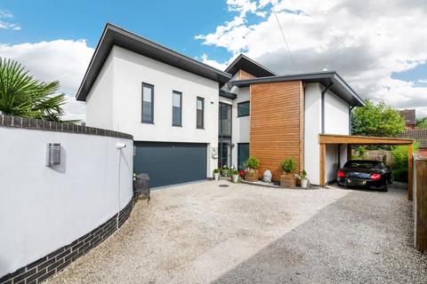 Azure House, New Road, Middlestown, WF4 5 bed detached house for sale