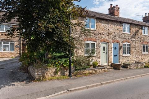 Binswood End, Harbury, Leamington Spa 2 bed semi