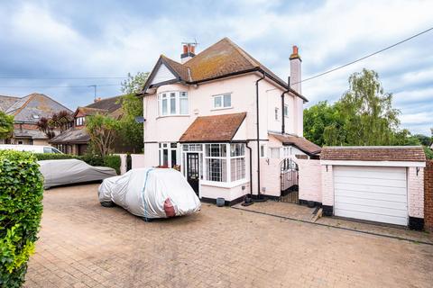 Oak Avenue, Sheerness ME12 4 bed detached house for sale