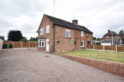 Salisbury Road, Market Drayton... 3 bed semi