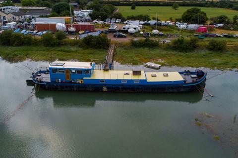 Woodrolfe Road, Maldon CM9 2 bed houseboat for sale