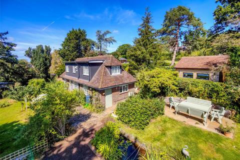 Batts Lane, Pulborough 4 bed detached house for sale