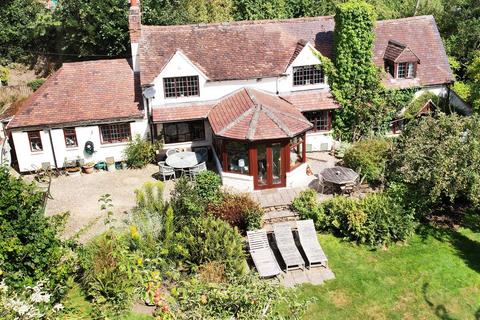 Bark Hill, Bewdley 3 bed cottage for sale