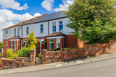 St. Augustines Crescent, Penarth CF64 4 bed semi