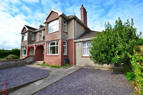 5 bedroom semi-detached house for sale