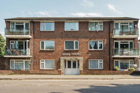 West End Road, Southampton SO18 3 bed flat for sale