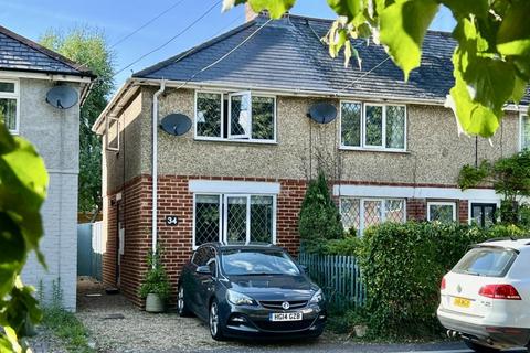 Kingsbury Lane, Ringwood, BH24 2 bed cottage for sale