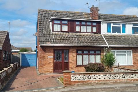 2 bedroom semi-detached house for sale