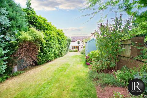 2 bedroom barn conversion for sale