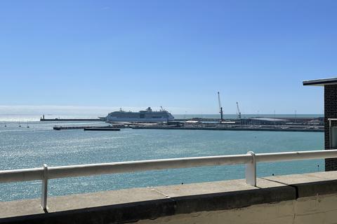 The Gateway, Dover, CT16 1 bed flat for sale