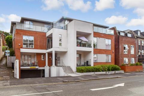 Croydon Road, Caterham, Surrey 2 bed apartment for sale