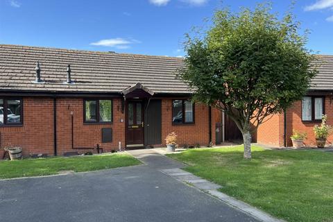Oswestry Road, Ellesmere. 2 bed bungalow for sale