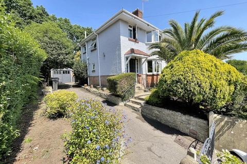 Moorside Road, Bournemouth, BH11 8 3 bed semi