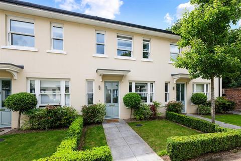 Sturts Lane, Walton On The Hill 2 bed terraced house for sale