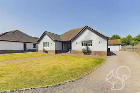 4 bedroom detached bungalow for sale