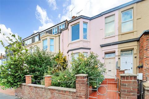 6 bedroom terraced house for sale