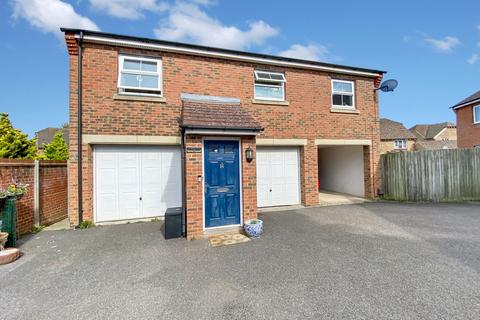 2 bedroom detached house for sale