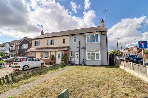 Ashingdon Road, Rochford SS4 1 bed flat for sale