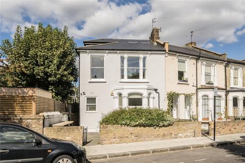 Findon Road, London W12 1 bed flat for sale