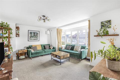 London SW16 2 bed apartment for sale