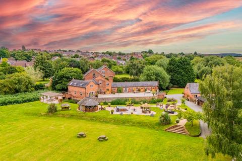 The  Mill in Huncote, Leicestershire... 5 bed country house for sale