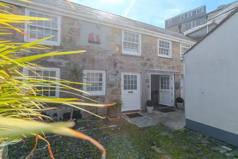 Westcotts Court, St. Ives TR26 2 bed cottage for sale