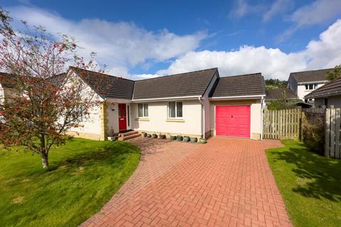 4 Deanfoot Drive, West Linton, EH46 7JF 3 bed detached bungalow for sale