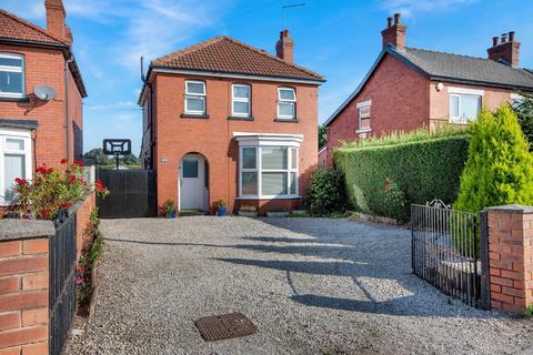 Bawtry Road, Austerfield, Doncaster 3 bed detached house for sale