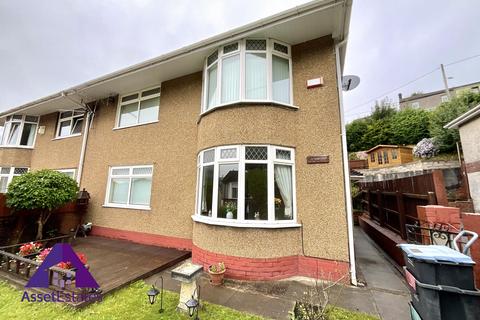 Cwm Cottage Road, Abertillery, NP13 1AT 3 bed semi