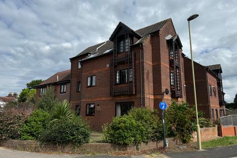 Furlong Mews, Ringwood BH24 2 bed apartment for sale