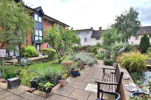 The Maltings, Station Street, Tewkesbury 1 bed sheltered housing for sale