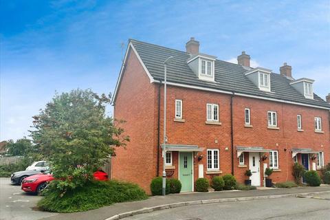 Kingsdown Road, Lincoln 3 bed end of terrace house for sale