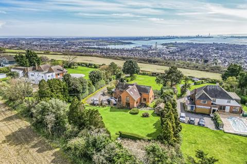 SKEW ROAD, FAREHAM 5 bed detached house for sale