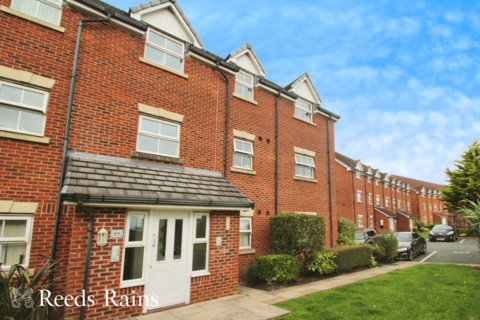 Heys Hunt Avenue, Lancashire PR25 2 bed apartment for sale