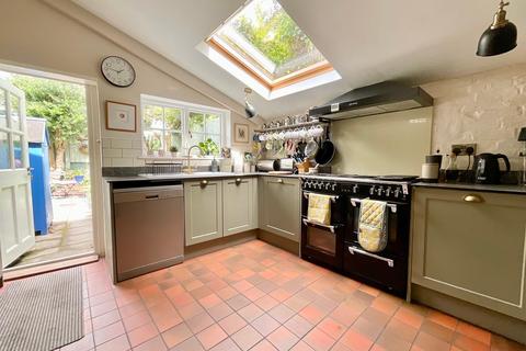 Cross Street, Newport NP18 5 bed terraced house for sale