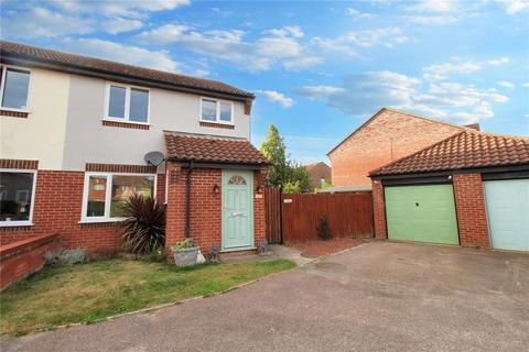 2 bedroom semi-detached house for sale