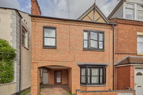 Queens Road, Hinckley 2 bed ground floor flat for sale
