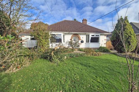 Gorsefield Road, New Milton... 4 bed bungalow for sale