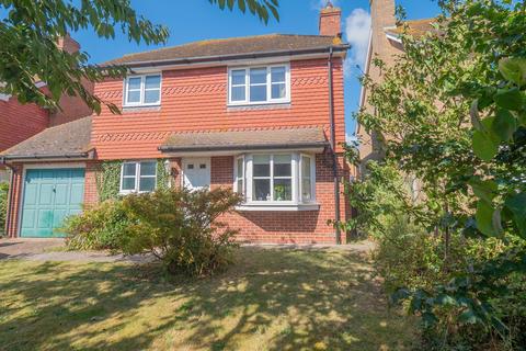 Burgess Close, Minster, CT12 3 bed detached house for sale