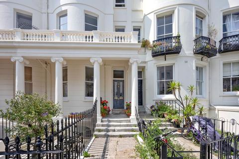 Lansdowne Place, Hove BN3 1 bed apartment for sale