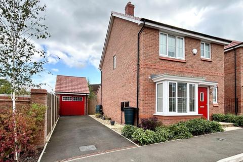 Mary Lewis Close, Telford TF1 3 bed house for sale