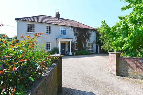 Hasketon, Nr Woodbridge, Suffolk 5 bed detached house for sale