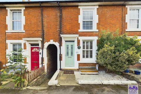 Prospect Place, Maidstone 2 bed terraced house for sale