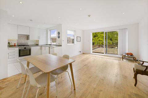 Fulham Palace Road, London 2 bed flat for sale
