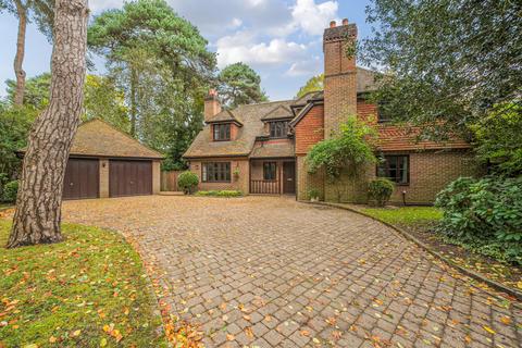 Oldfield Wood, Woking, GU22 5 bed detached house for sale