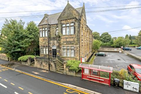 325 Upper Town Street, Leeds, LS13 1 bed flat for sale